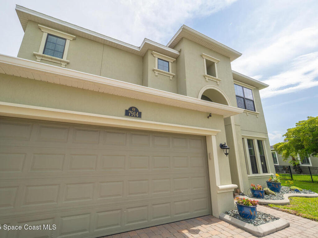 7914 Creshire Court, Melbourne, FL 32940