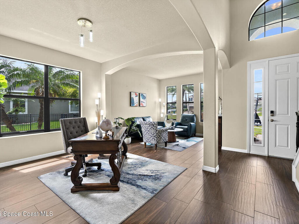 7914 Creshire Court, Melbourne, FL 32940