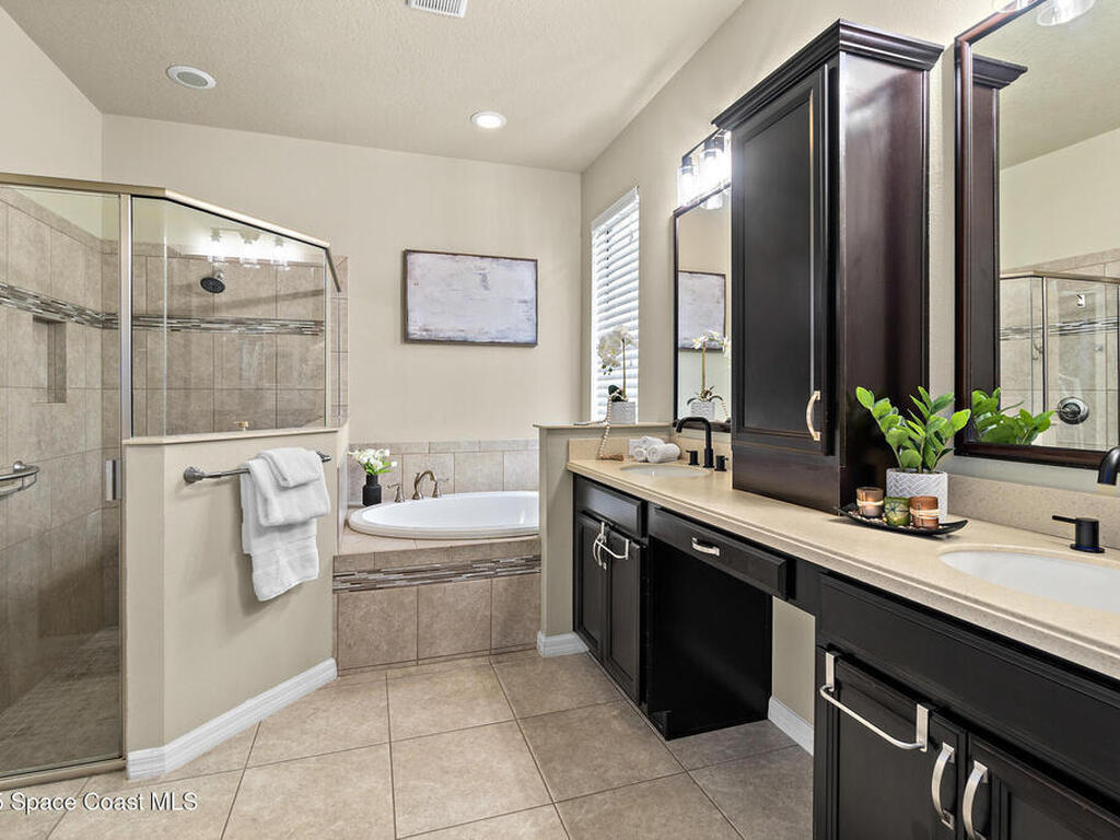 7914 Creshire Court, Melbourne, FL 32940