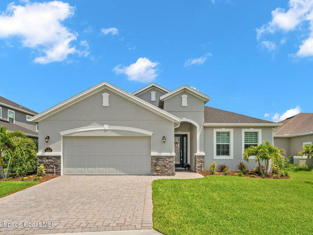 8563 Catalissa Avenue, Melbourne, FL 32940