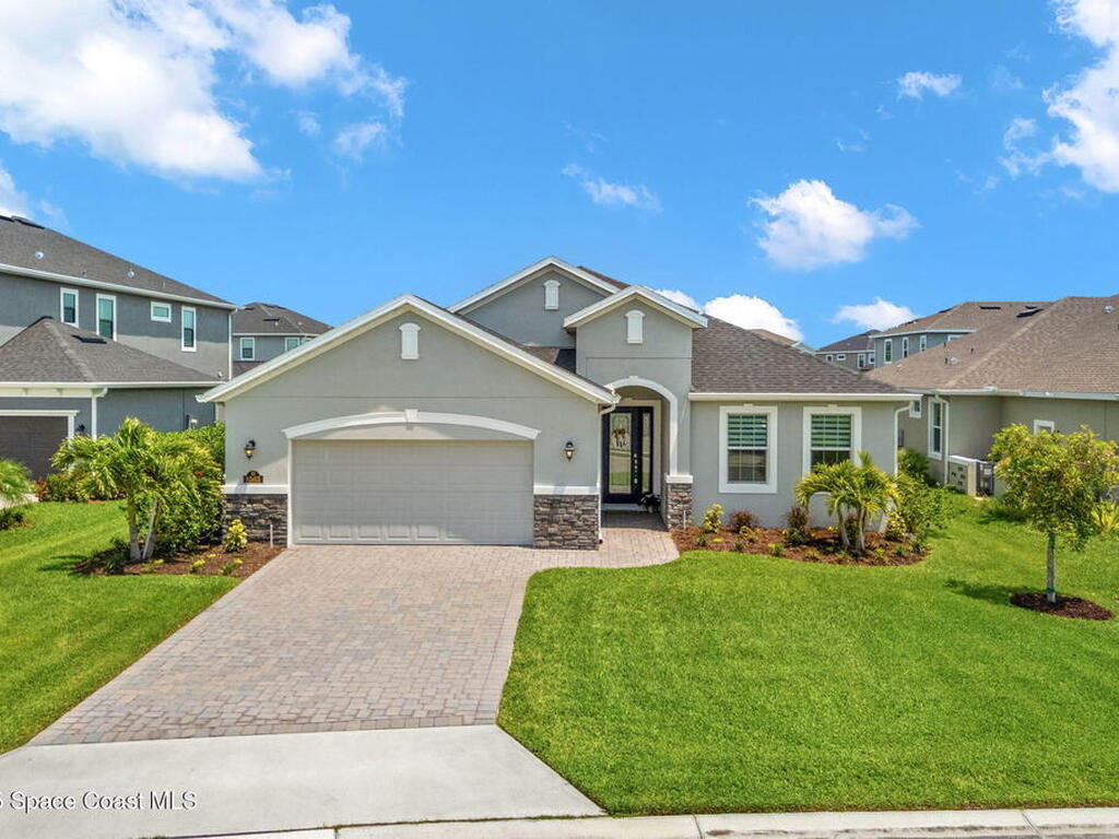 8563 Catalissa Avenue, Melbourne, FL 32940