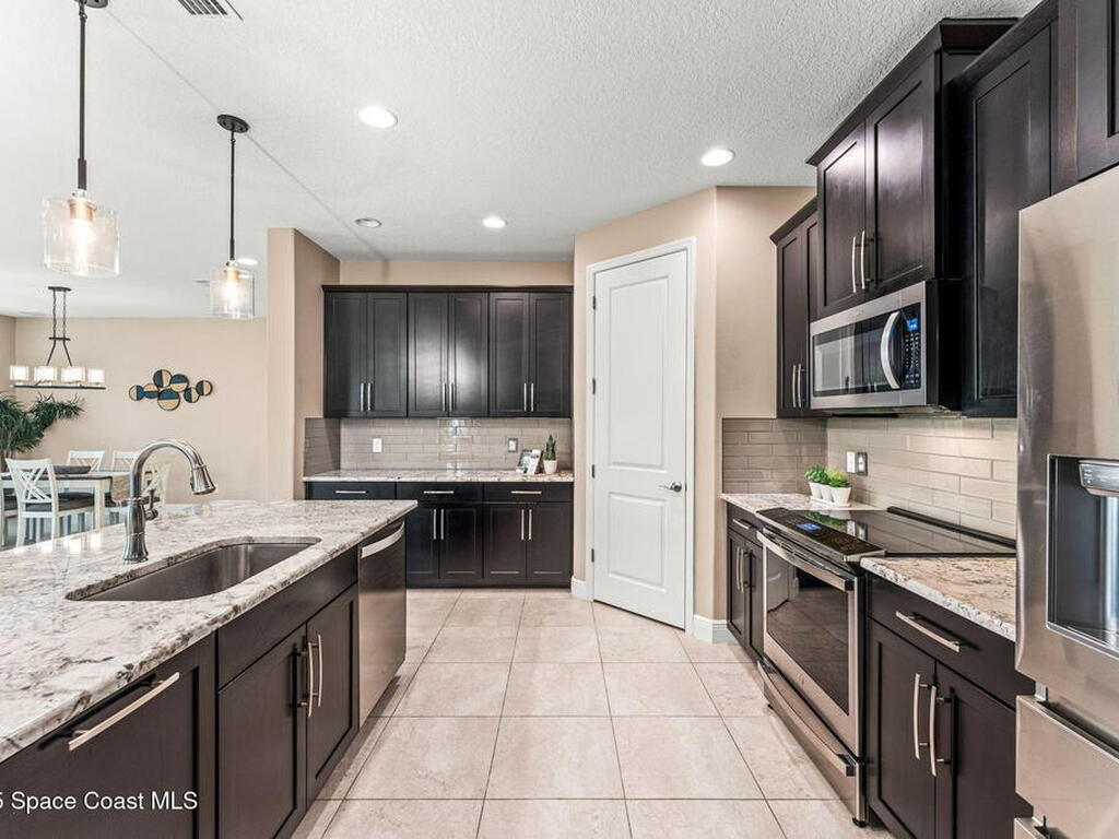 3387 Caviston Way, Melbourne, FL 32940