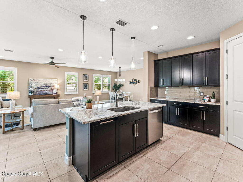 3387 Caviston Way, Melbourne, FL 32940
