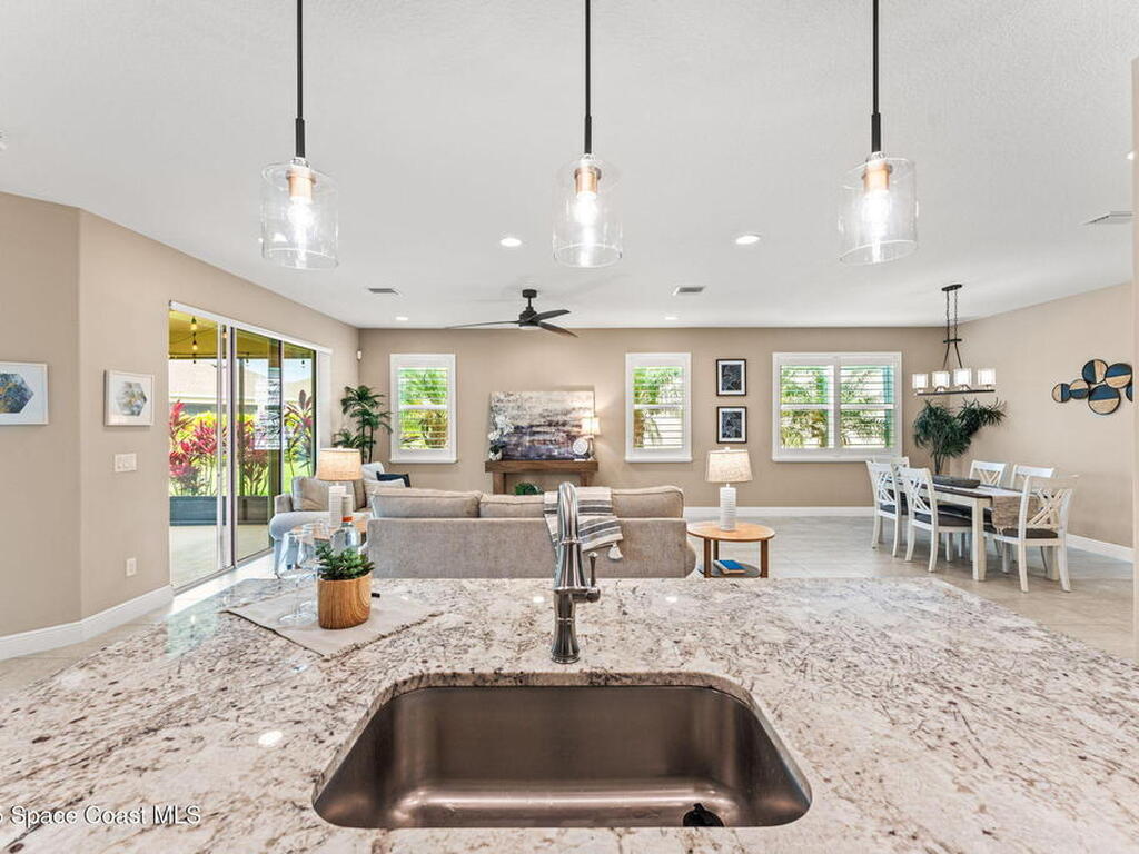 3387 Caviston Way, Melbourne, FL 32940