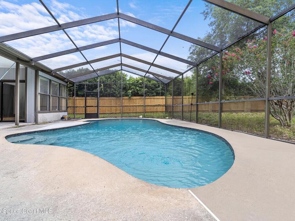 416 Haverlake Circle, Apopka, FL 32712