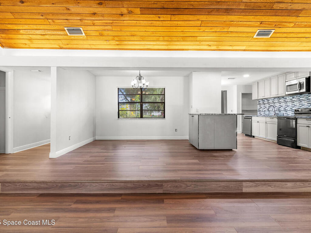 416 Haverlake Circle, Apopka, FL 32712