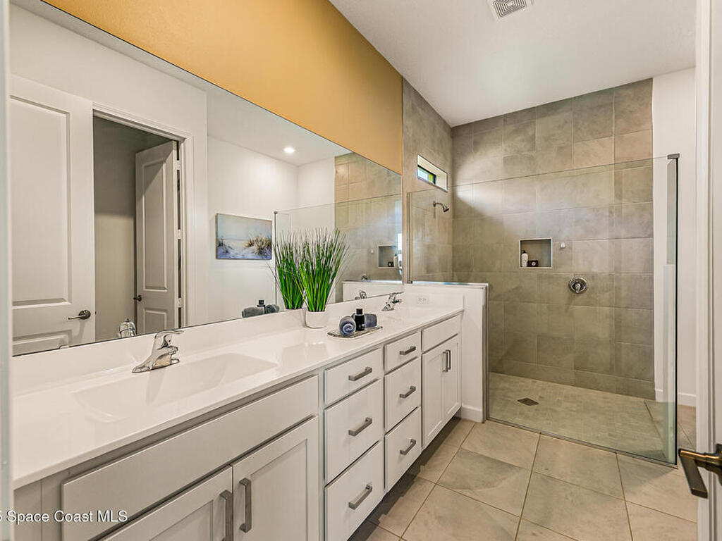 8474 Alister Drive, Melbourne, FL 32940