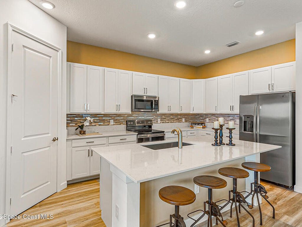 8474 Alister Drive, Melbourne, FL 32940