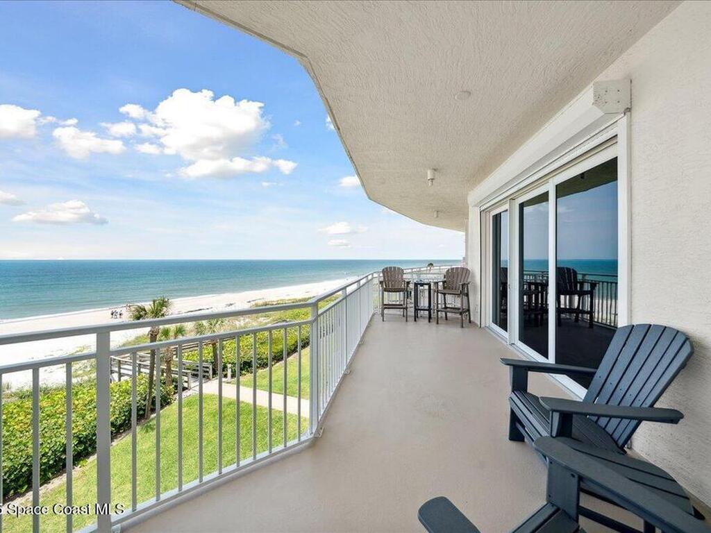 601 N Miramar Avenue, Indialantic, FL 32903