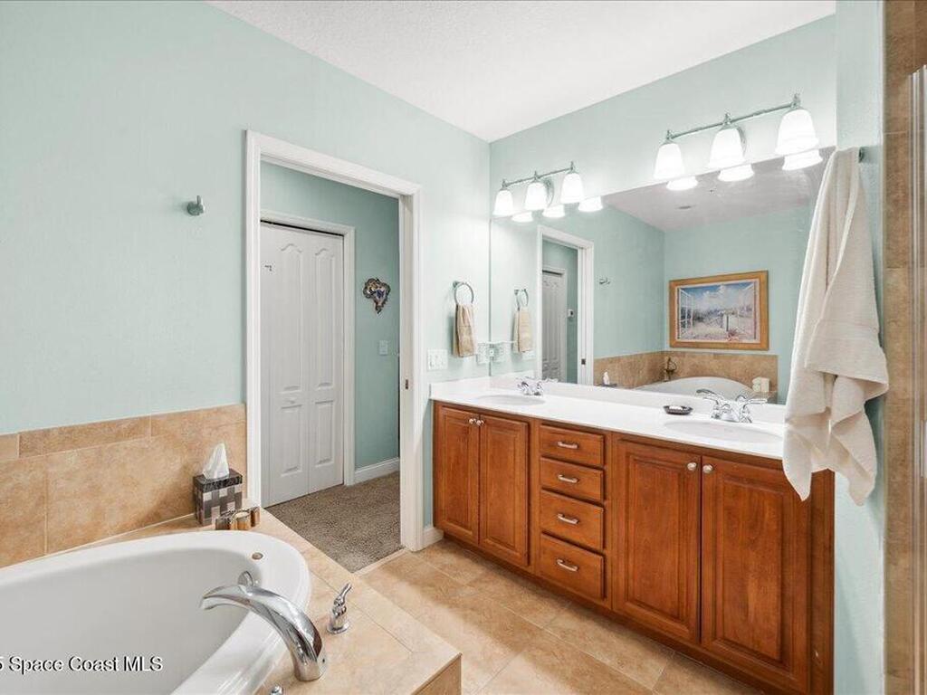 601 N Miramar Avenue, Indialantic, FL 32903