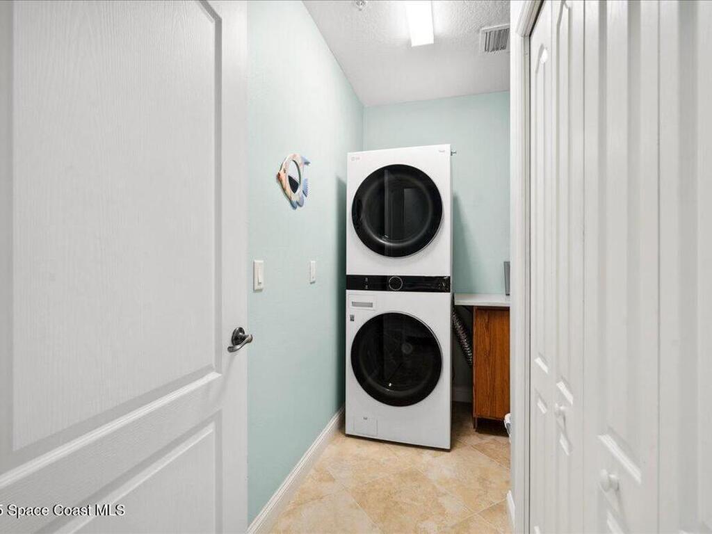 601 N Miramar Avenue, Indialantic, FL 32903