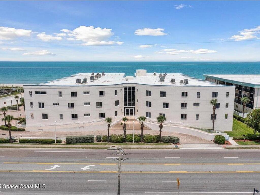 601 N Miramar Avenue, Indialantic, FL 32903