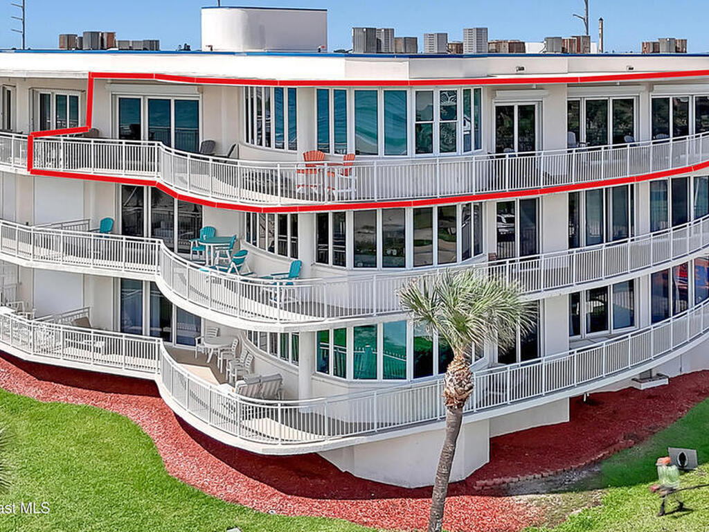 601 N Miramar Avenue, Indialantic, FL 32903