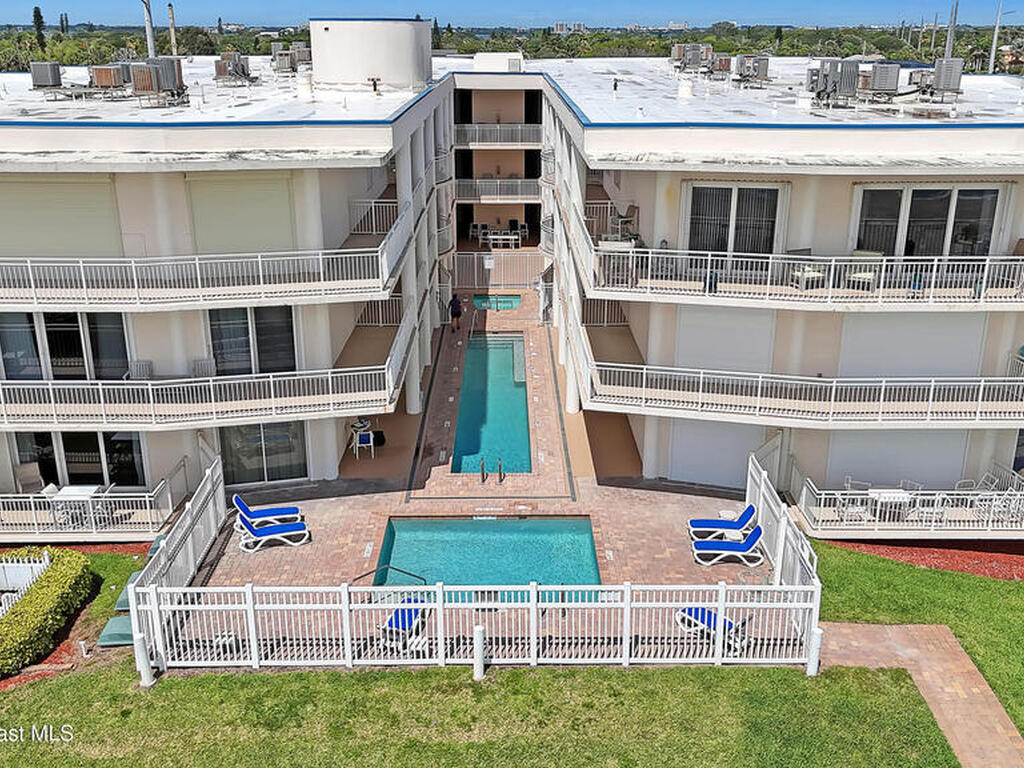 601 N Miramar Avenue, Indialantic, FL 32903