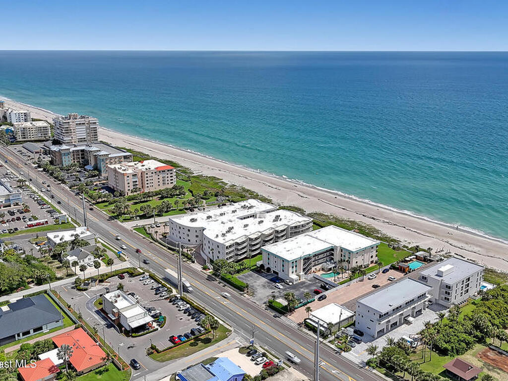 601 N Miramar Avenue, Indialantic, FL 32903