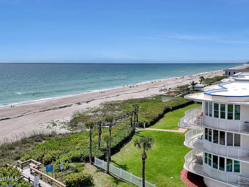601 N Miramar Avenue, Indialantic, FL 32903
