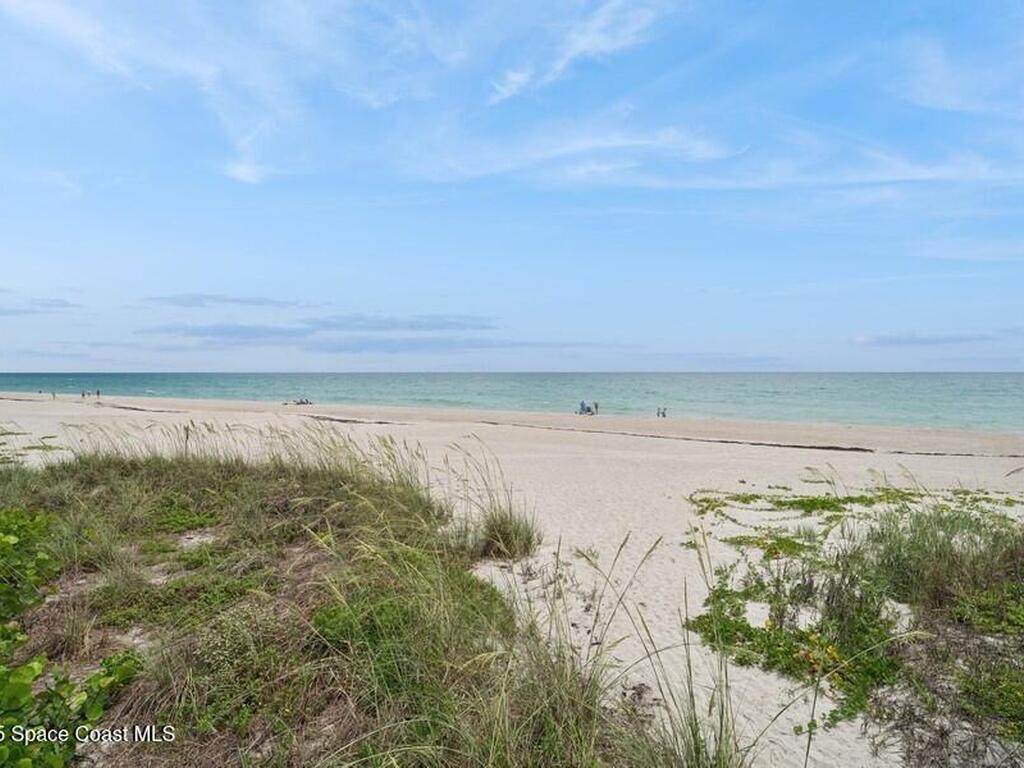 601 N Miramar Avenue, Indialantic, FL 32903