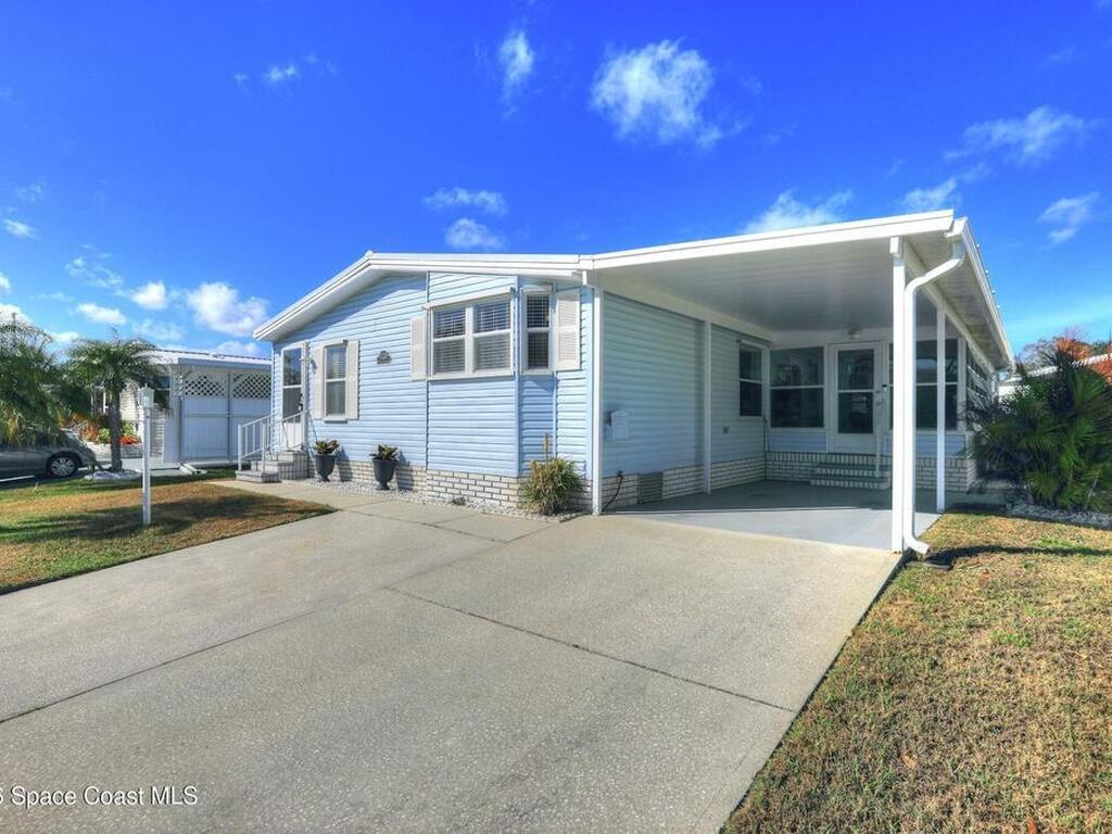 7534 Montauk Avenue, Micco, FL 32976