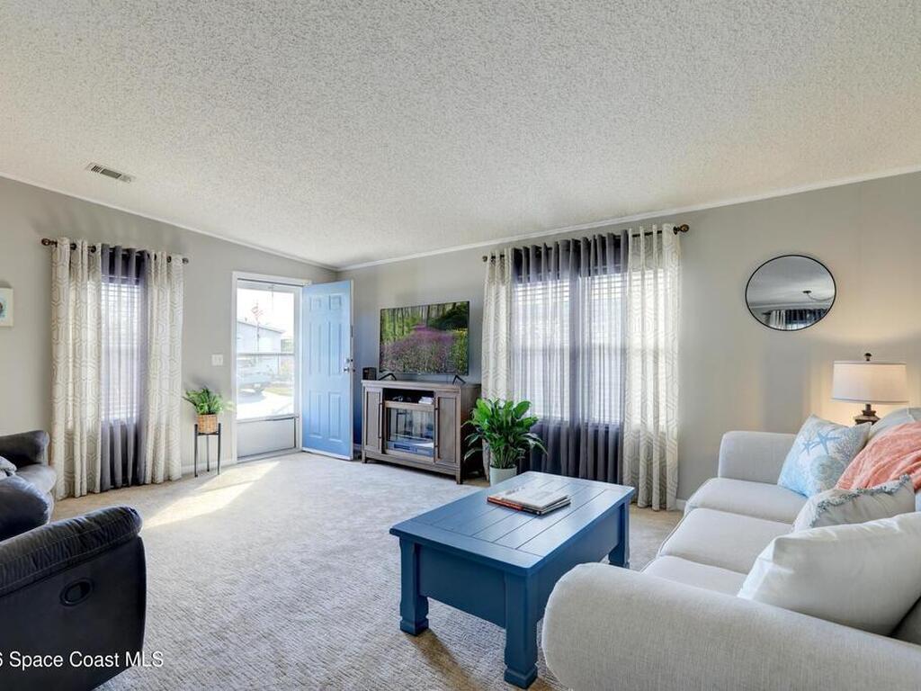 7534 Montauk Avenue, Micco, FL 32976