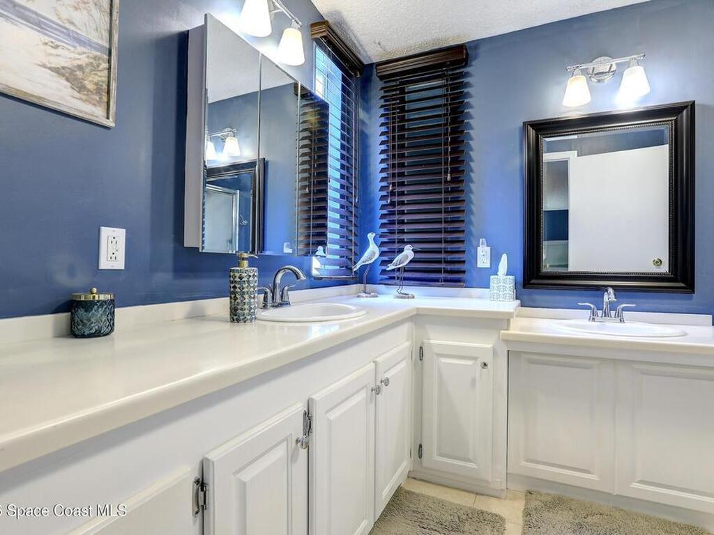 7534 Montauk Avenue, Micco, FL 32976