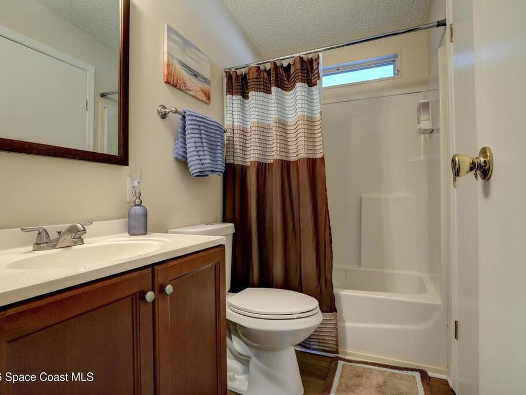 7534 Montauk Avenue, Micco, FL 32976