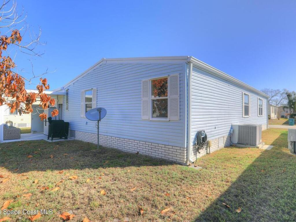 7534 Montauk Avenue, Micco, FL 32976