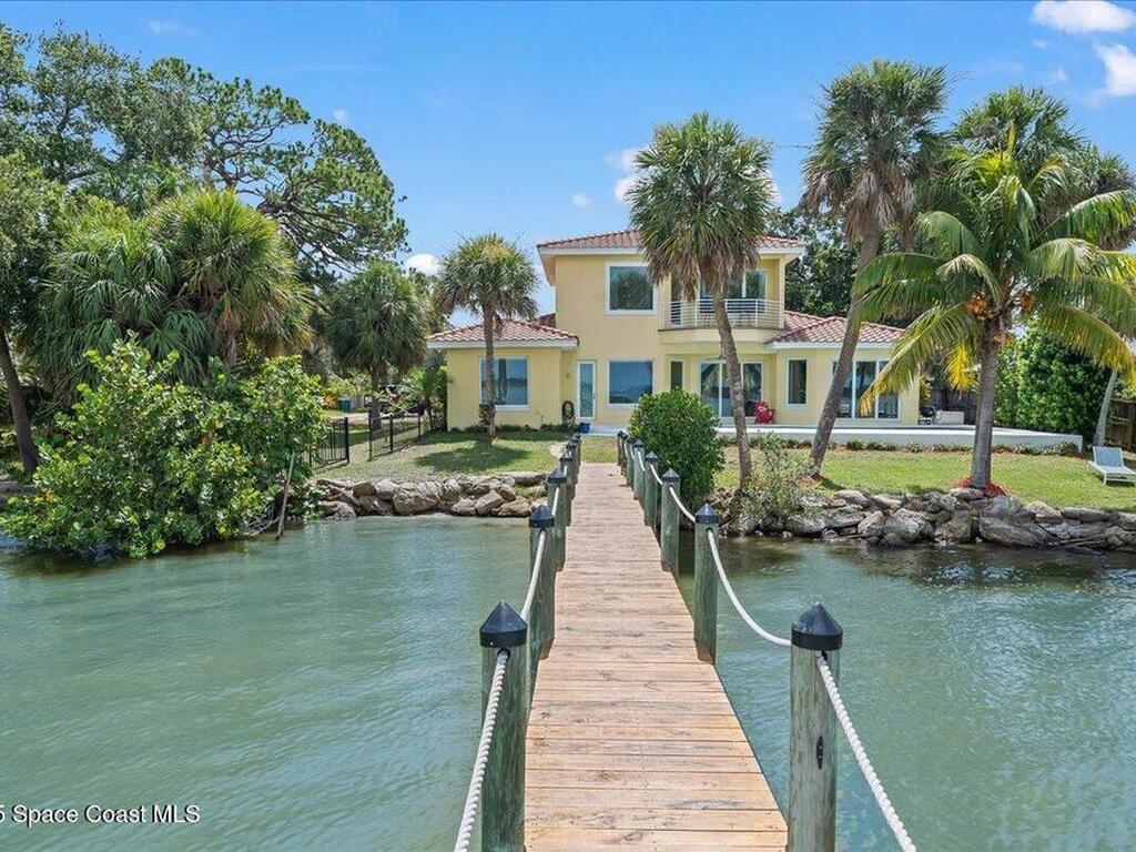 1999 S Misty Harbor Place, Merritt Island, FL 32952