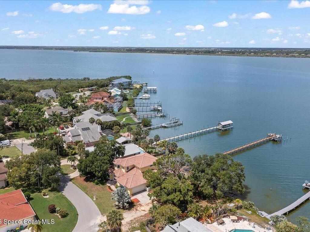 1999 S Misty Harbor Place, Merritt Island, FL 32952