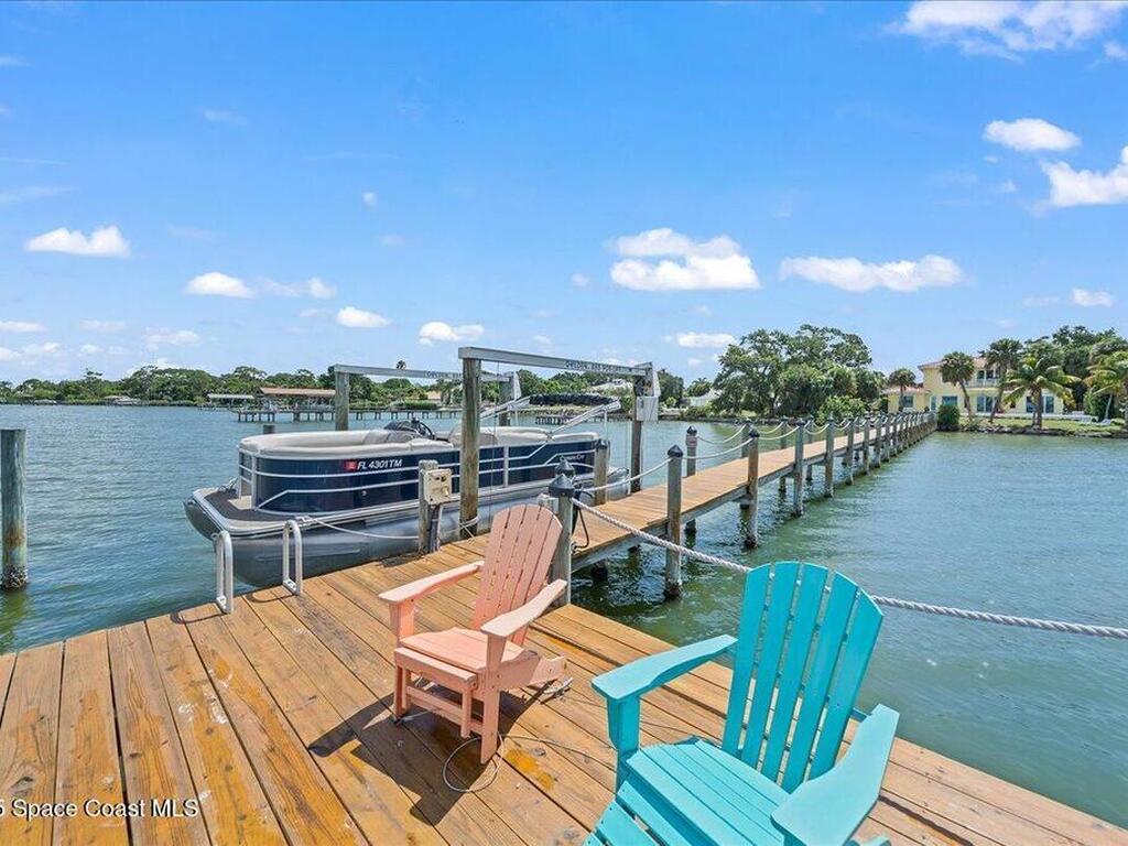 1999 S Misty Harbor Place, Merritt Island, FL 32952