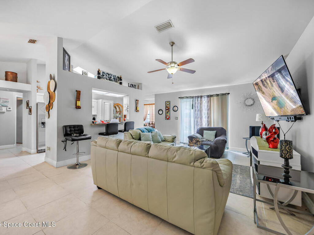 402 Ainsley Street, Palm Bay, FL 32909