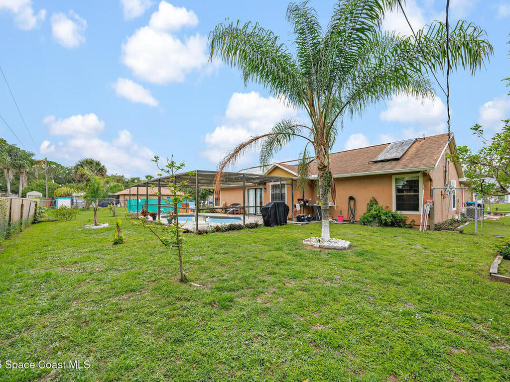 402 Ainsley Street, Palm Bay, FL 32909