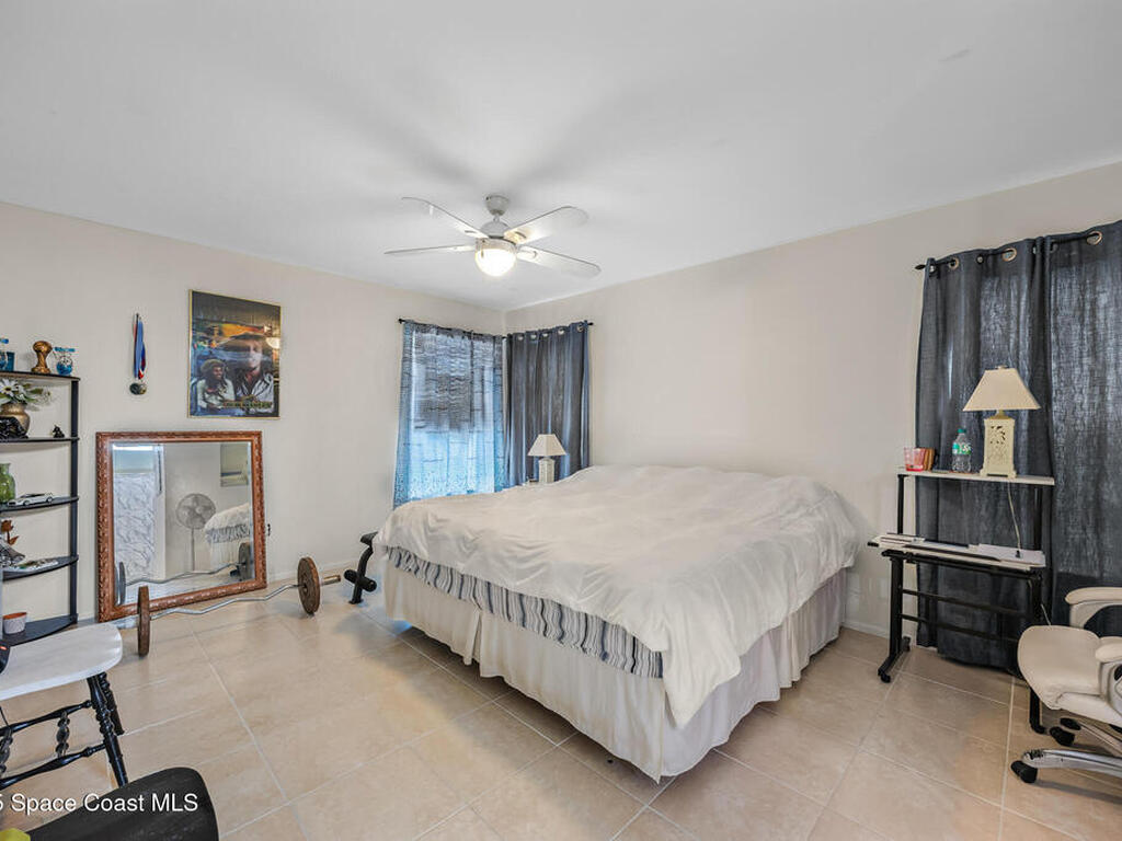 402 Ainsley Street, Palm Bay, FL 32909