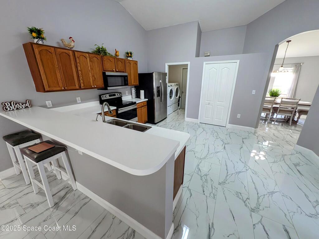 872 Ravenswood Street, Palm Bay, FL 32909