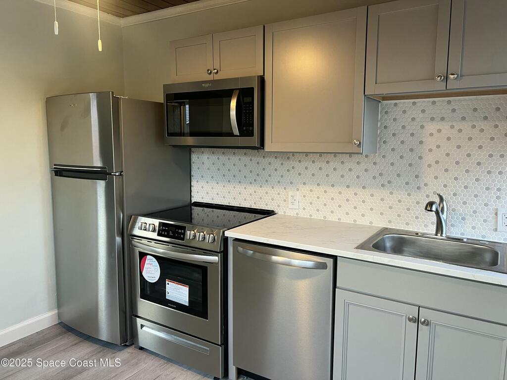 6409 Ridgewood Avenue, Cocoa Beach, FL 32931