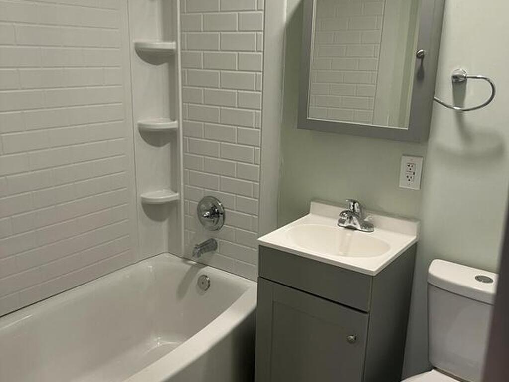 6409 Ridgewood Avenue, Cocoa Beach, FL 32931