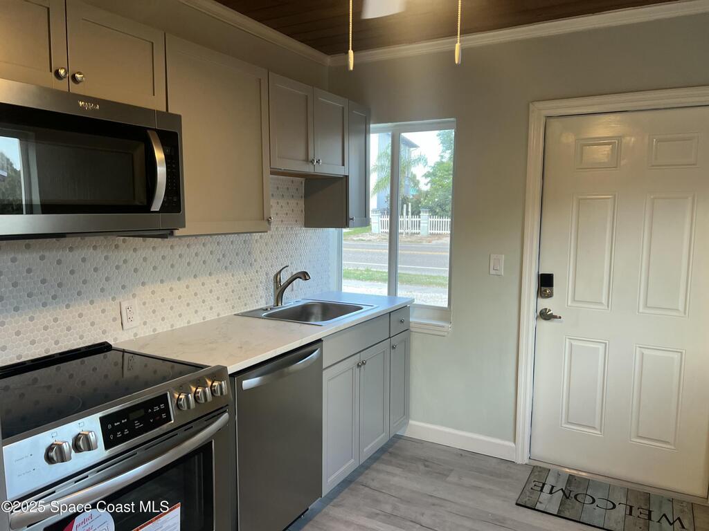 6409 Ridgewood Avenue, Cocoa Beach, FL 32931