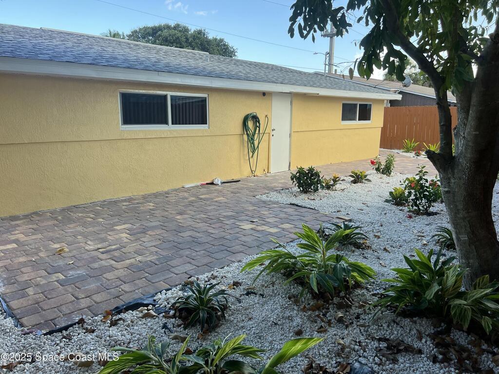 6409 Ridgewood Avenue, Cocoa Beach, FL 32931