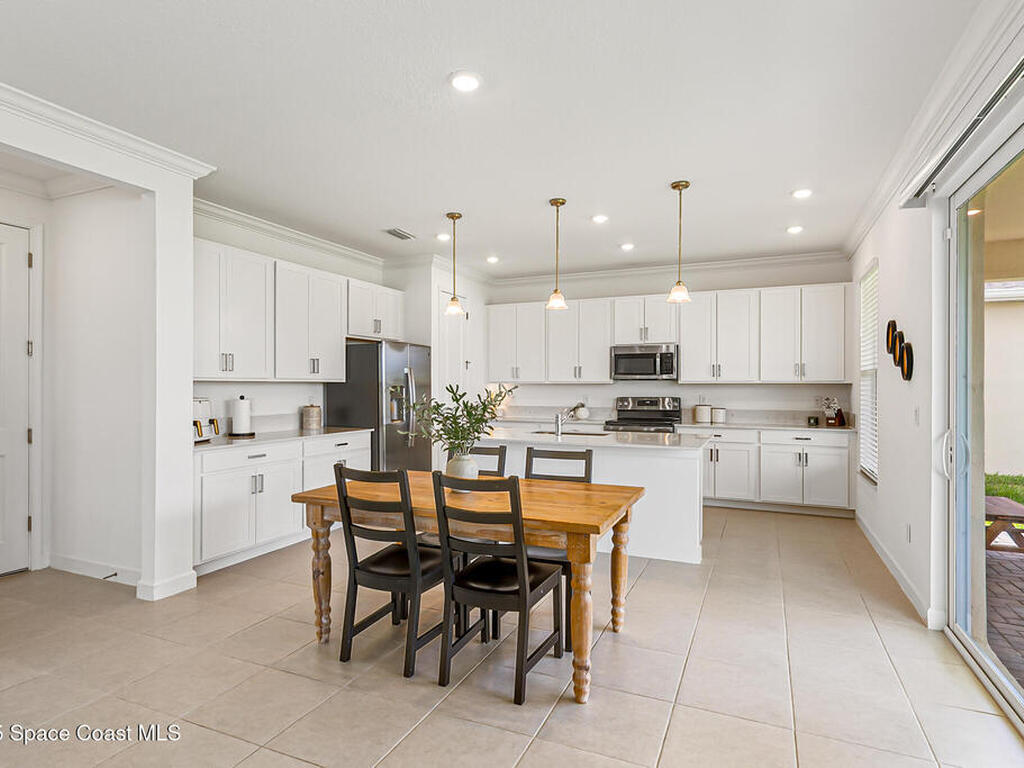 743 Veridian Circle, Palm Bay, FL 32907