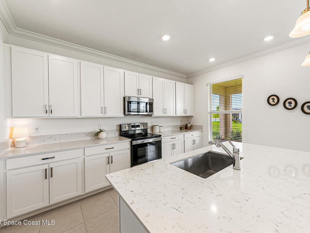 743 Veridian Circle, Palm Bay, FL 32907