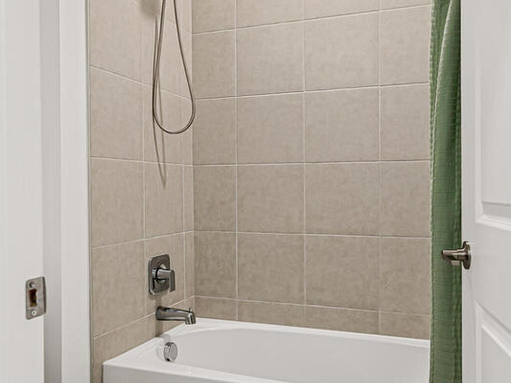 743 Veridian Circle, Palm Bay, FL 32907