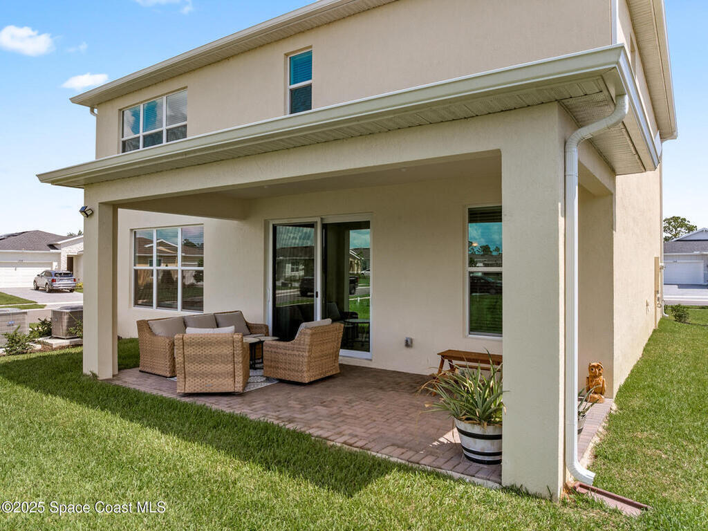 743 Veridian Circle, Palm Bay, FL 32907