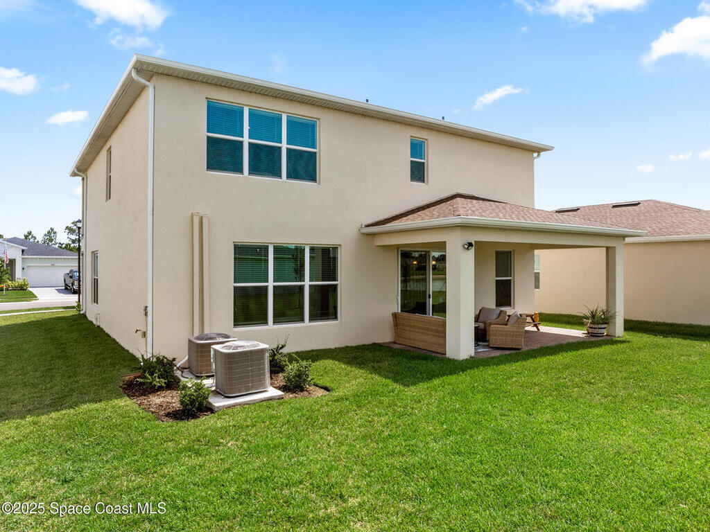 743 Veridian Circle, Palm Bay, FL 32907