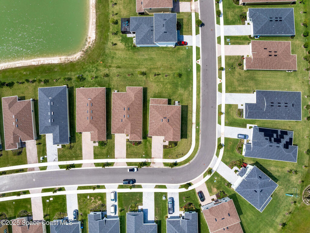 743 Veridian Circle, Palm Bay, FL 32907