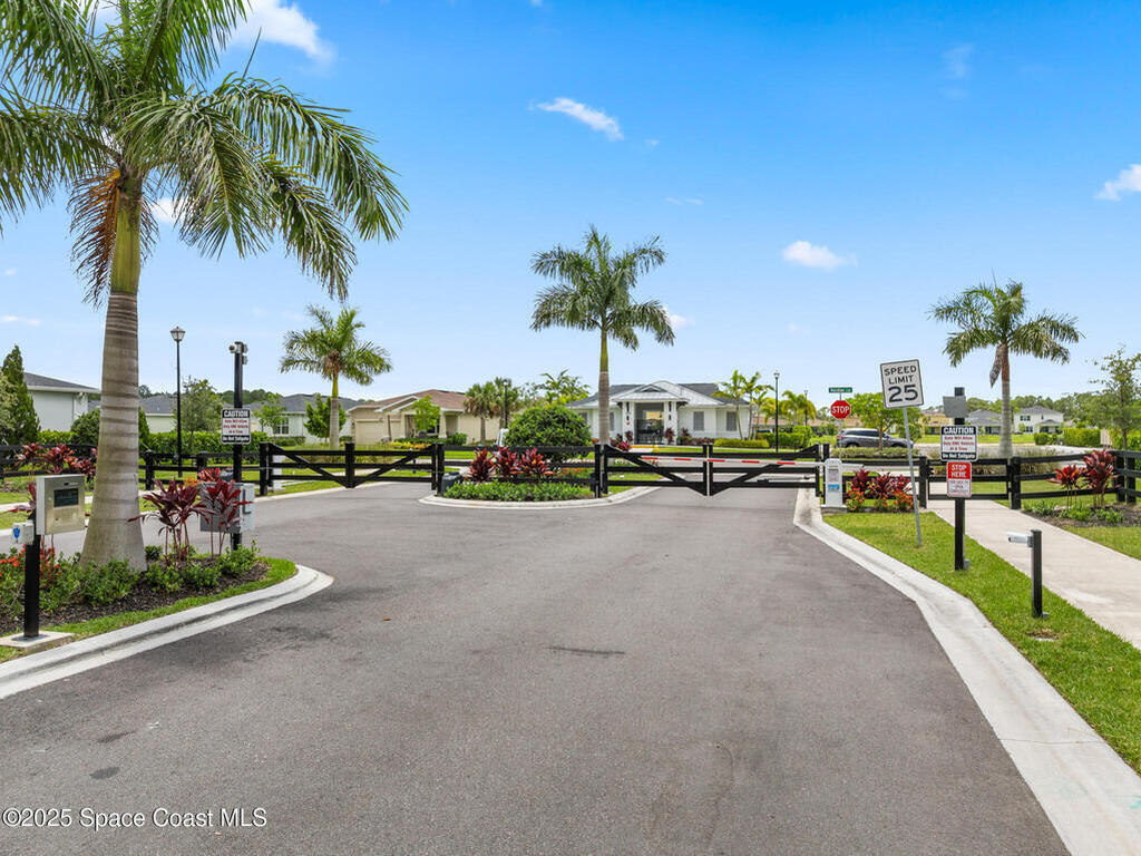 743 Veridian Circle, Palm Bay, FL 32907