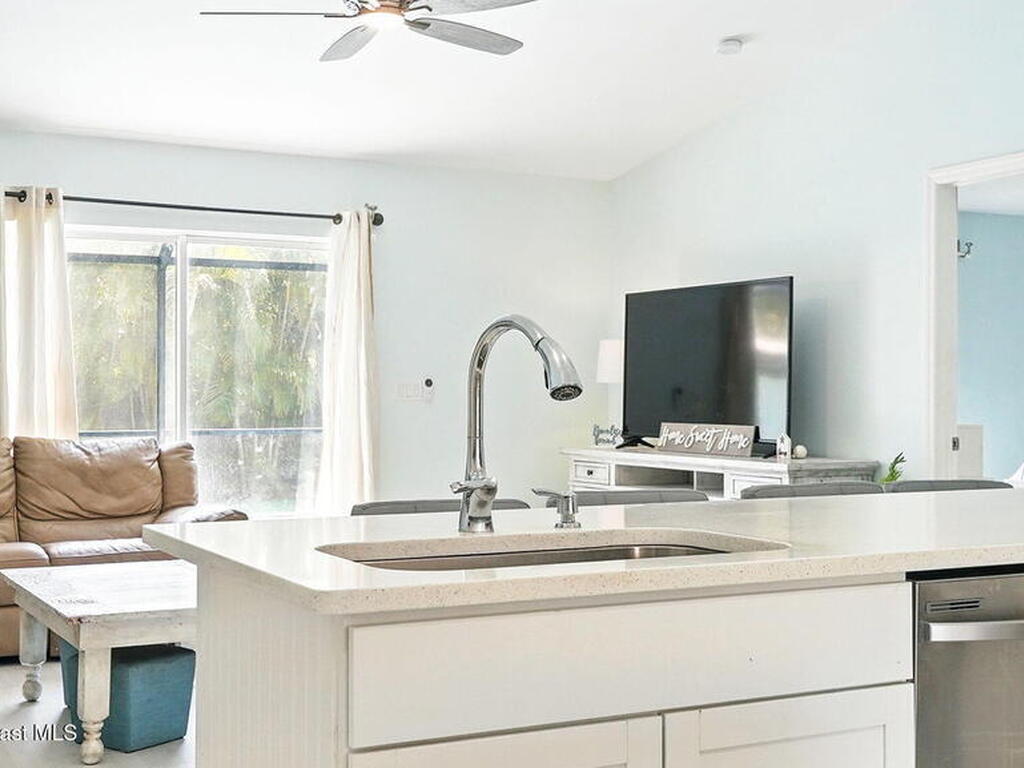 1322 Earl Drive, Merritt Island, FL 32952