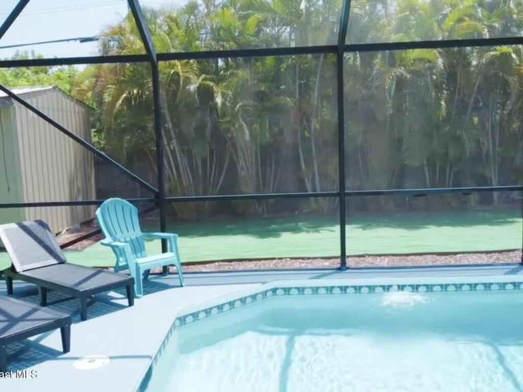 1322 Earl Drive, Merritt Island, FL 32952