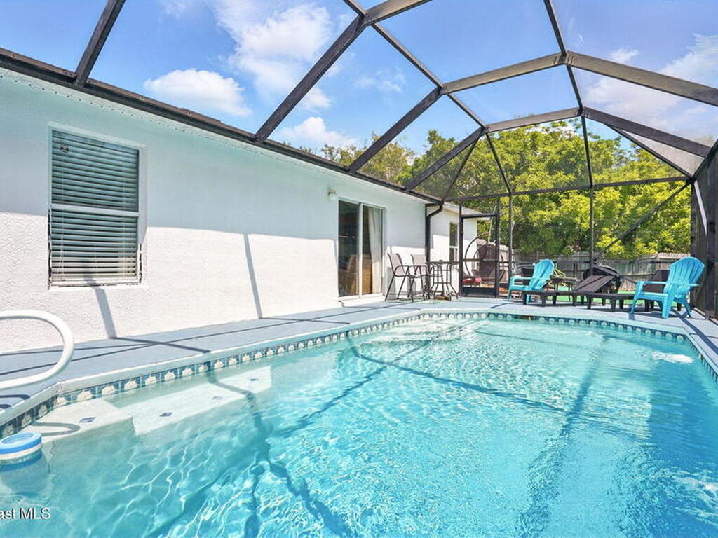 1322 Earl Drive, Merritt Island, FL 32952