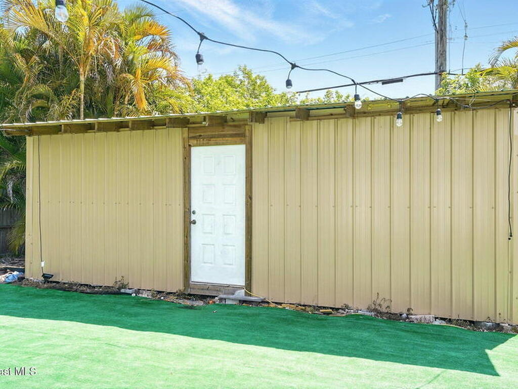1322 Earl Drive, Merritt Island, FL 32952