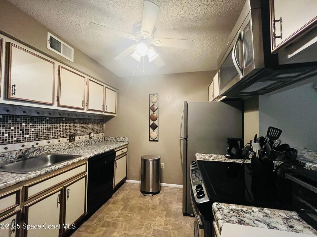 225 S Tropical Trail, Merritt Island, FL 32952