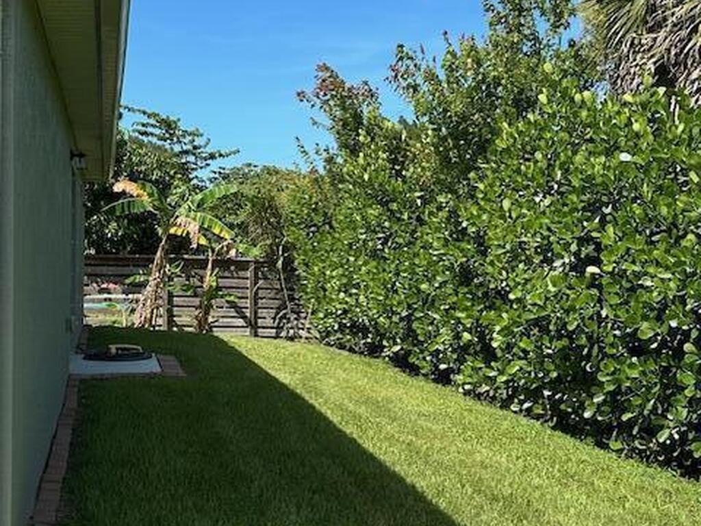 1119 Blossom Drive, Sebastian, FL 32958